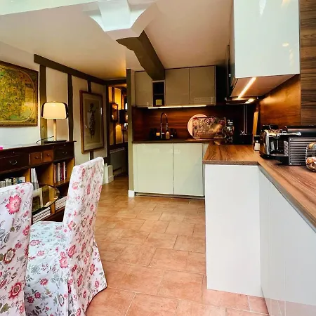 La Maison Blanche Du 10honfleur Сasa de vacaciones