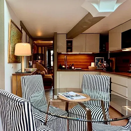 La Maison Blanche Du 10honfleur Hébergement de vacances