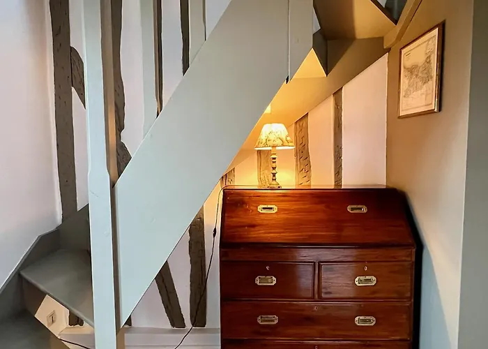 別荘 La Maison Blanche Du 10honfleur オンフルール